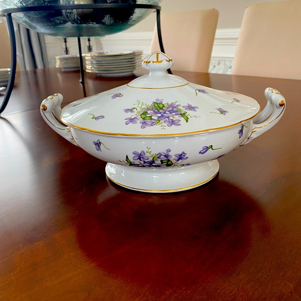 Rossetti Spring Violet Vegetable Dish
